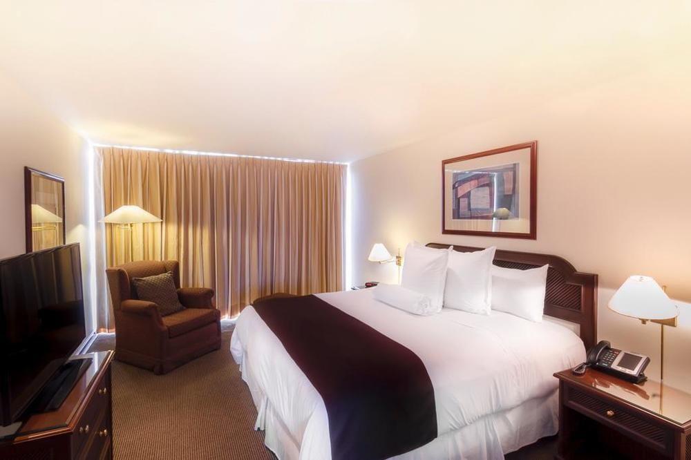 Thunderbird Hotel Fiesta & Casino 리마 외부 사진