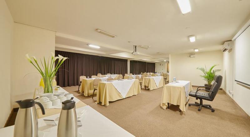 Thunderbird Hotel Fiesta & Casino 리마 외부 사진